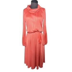 Vtg 70s Shiny Cowl Neck Pleated Ladylike Dress Size 7/8 Retro Feminine Disco